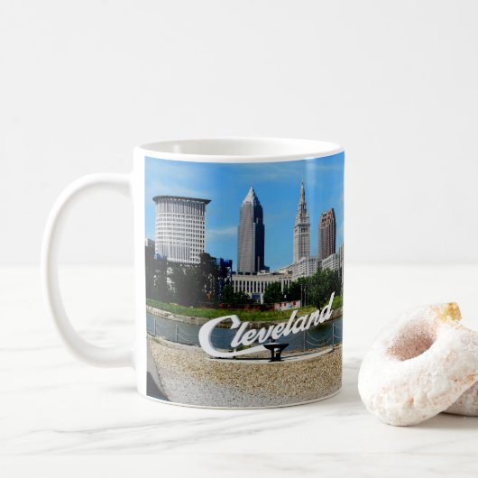Cleveland RiverSide Skyline Mok (Met donut)