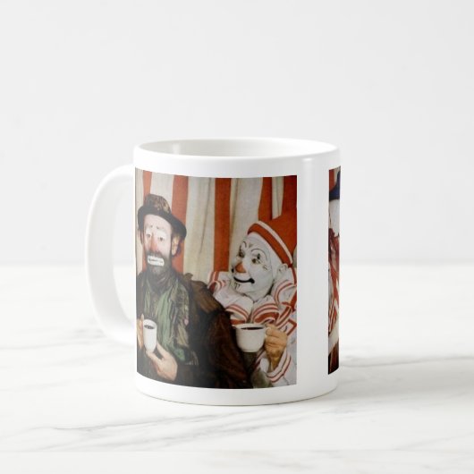 Clochard de bruit de pas - tasse de café potable (Devant gauche)