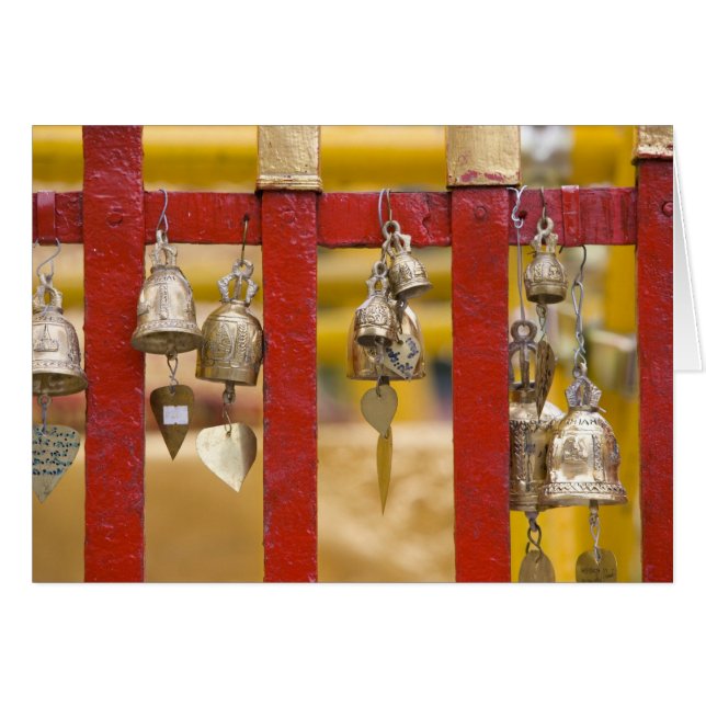 Cloches bouddhistes au temple de Doi Suthep (Devant horizontal)