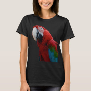 Close-up van een groenvleugelara-papegaai t-shirt