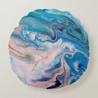 Closeup of mixed blue and white abstract marble te rond kussen