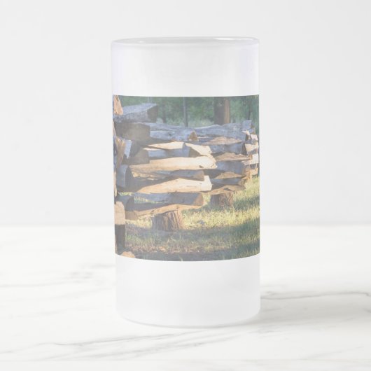 Clôture du rail fendue Vitre givrée Mug (Centre)