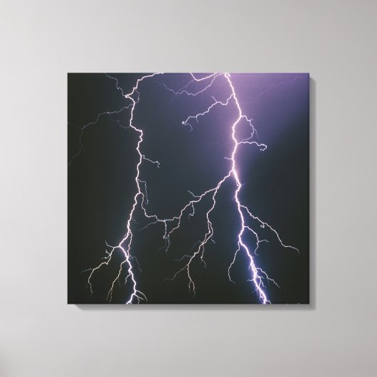 Cloud to ground bliksemflits van een verdwijnende canvas afdruk (Voorkant)