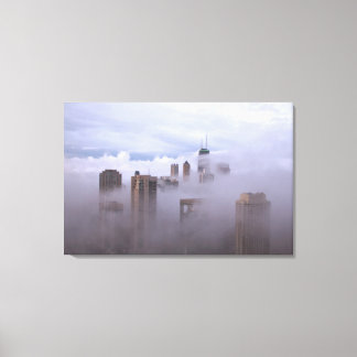 Cloudbase in de stad Op Canvas Afdruk