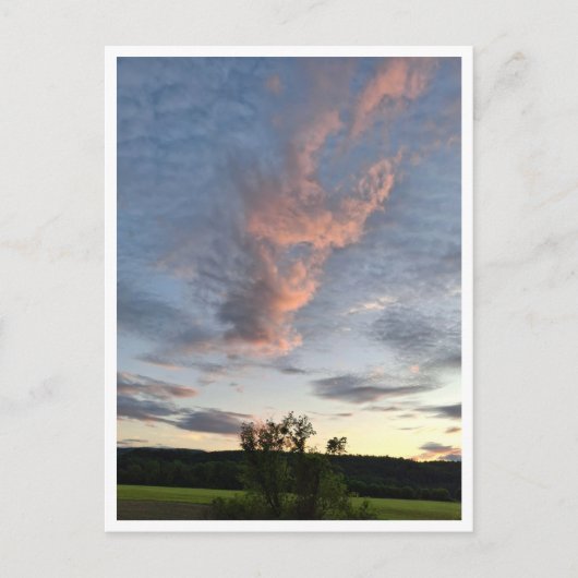 Clouds are magical briefkaart (Voorkant)