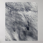 Clouds over de Juan Fernandez-eilanden Poster (Voorkant)