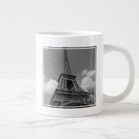 Cloudy Eiffel in Black and White, 2015 Extra Grote Beker (Rechts)