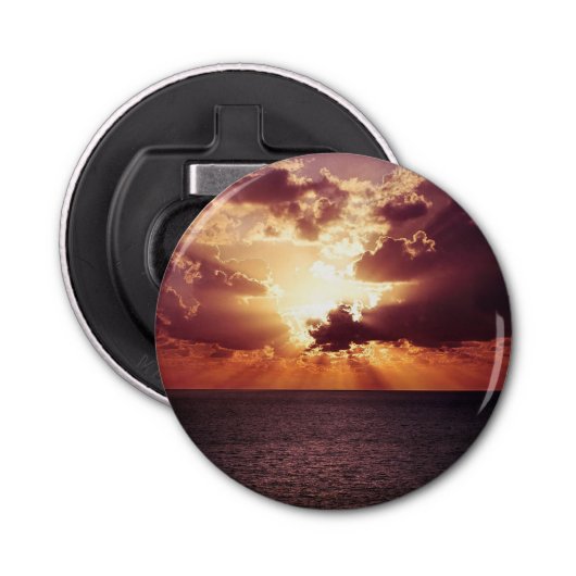 Cloudy Sunset Over Zee Horizon Button Flesopener (Voorkant)