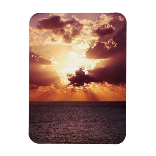 Cloudy Sunset Over Zee Horizon Magneet (Verticaal)