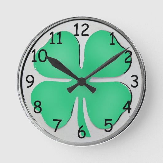 Clover Irish Wall Clock Ronde Klok (Voorkant)