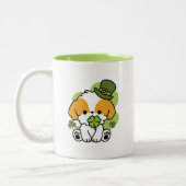 Clover Pup Love - St. Patrick's Day Dog Design Tweekleurige Koffiemok (Links)
