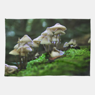 Cluster paddenstoelen theedoek