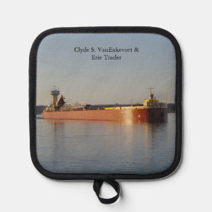 Clyde S. VanEnkevort & Erie Trader pothouder Pannenlap