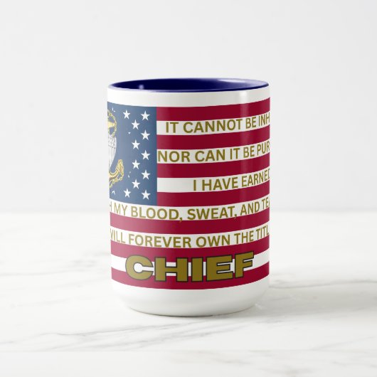 Coast Guard Chief Pride Mok (Midden)