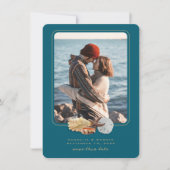 Coastal Couple Photo Sla de datumkaarten op Save The Date (Voorkant)