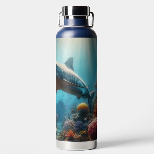 Coastal/nautical tiger shark & coral reef waterfles (Achterkant)