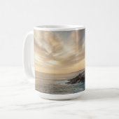 Coastal Serenity Lighthouse Wrap Mug (15oz) (Devant gauche)