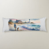 Coastal Walk to Lighthouse at Sunset Lichaamskussen (Achterkant)