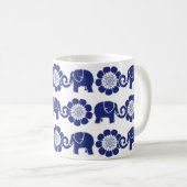 Cobalt bleu et blanc de défilé d'éléphant de tasse (Devant droit)