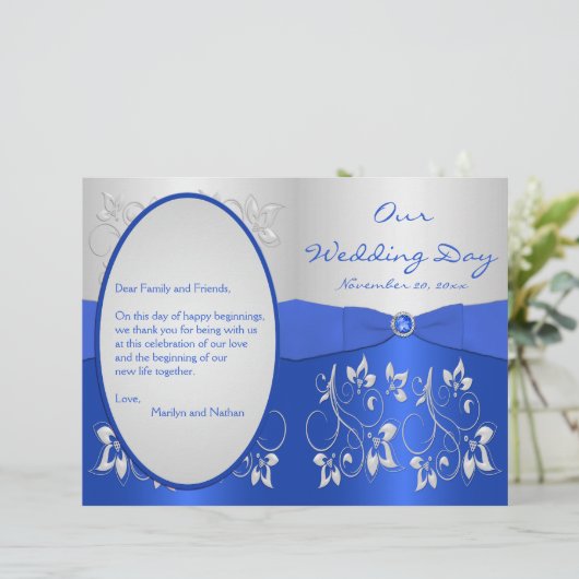 Cobalt Blue et Silver Floral Wedding Programme (Debout devant)