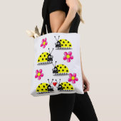 coccinelle sac fourre-tout (De près)