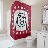 Cochon Drôle Sur Rideau De Douche Rouge (En situation)