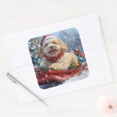 Cockapoo Dog in Sledge Laat het Sneeuw Kerstmis Vierkante Sticker (Envelop)