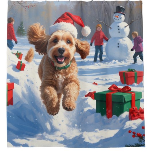 Cockapoo hardlopen in de sneeuw met kerst Pet Douchegordijn (Voorkant)