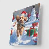 Cockapoo hardlopen in de sneeuw met kerst Pet Vierkante Klok (Hoek)