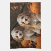 Cockapoo Puppy Herfst Delight Pompoen Theedoek (Verticaal)