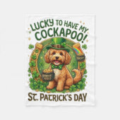 Cockapoo St. Patrick's Day GeluksHond Pot met Goud Fleece Deken (Voorkant)