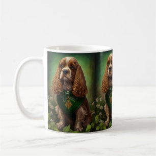Cocker Spaniel hond in St. Patrick's Day jurk Koffiemok