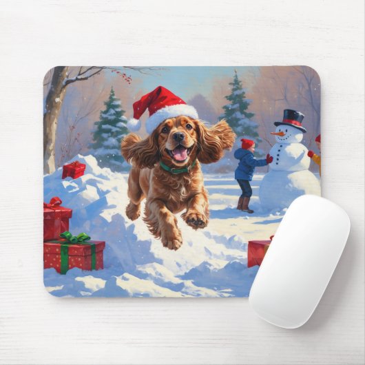 Cocker Spaniel loopt in de sneeuw met kerst Pet Muismat (Met muis)