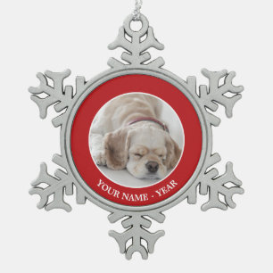 Cockerhond slaapt tin sneeuwvlok ornament