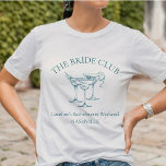 Cocktail de fête de bachelorette sur mesure Social<br><div class="desc">Préparez-vous à siroter un cocktail avec notre T-Shirt sur mesure Bachelorette Party! Ce design chic et ludique est parfait pour toute future mariée et son équipe. Doté d'élégantes lunettes à martini et d'un texte personnalisable, ce maillot est un must pour votre week-end de bachelorette ou fête de mariée. Que vous...</div>