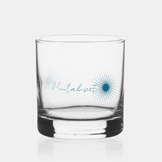 Cocktail- of whiskyglas van een vakantieoord whisky glas
