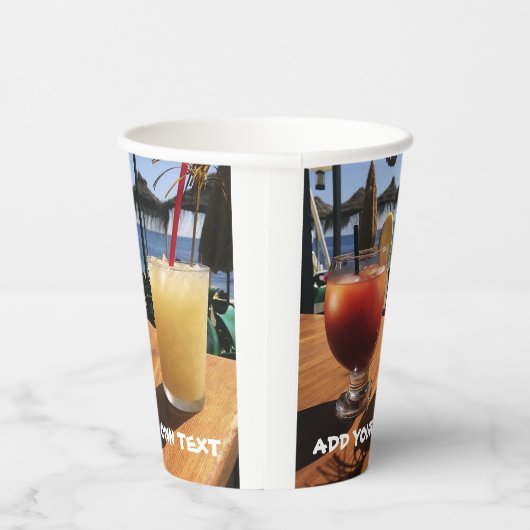 Cocktails van het Zee Custom Text Papieren Bekers (Rechts)