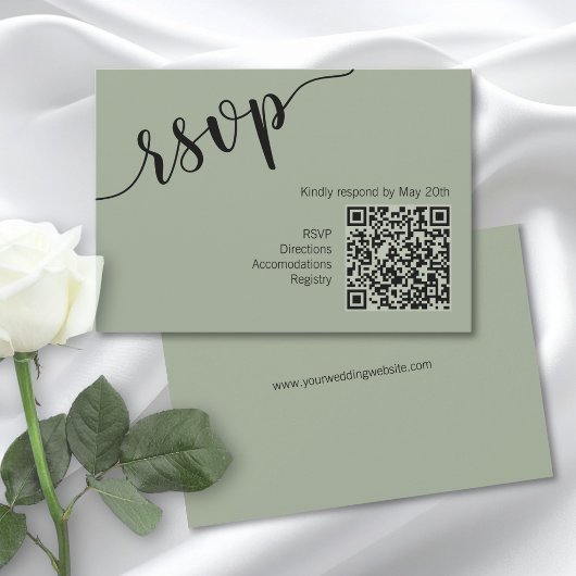 Code QR de couleur vert sauge avec réponse RSVP à 