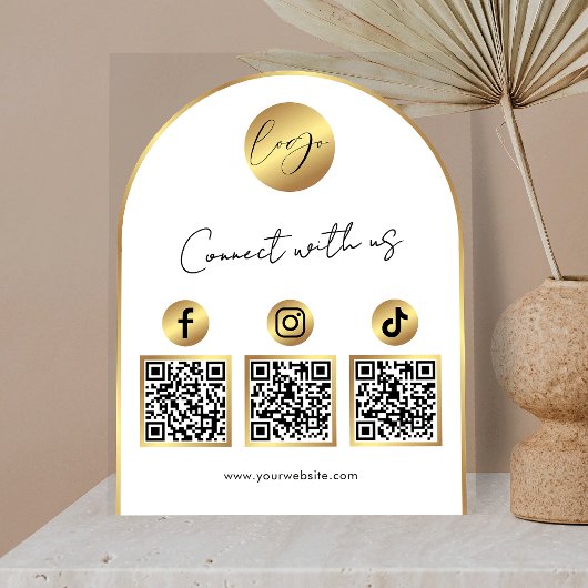 Code QR de logo d'arche blanc et or pour les média