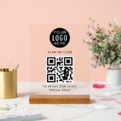 Code QR moderne et logo d'entreprise minimaliste (Mariage)