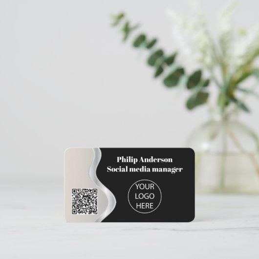 Code Qr personnalisé unique Carte de visite noir (Debout devant)