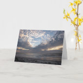 Coeur de carte de condoléance dans les nuages (Fleur jaune)