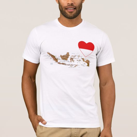 Coeur de drapeau de l'Indonésie et T-shirt de (Devant)