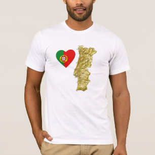 Coeur de drapeau du Portugal et T-shirt de carte