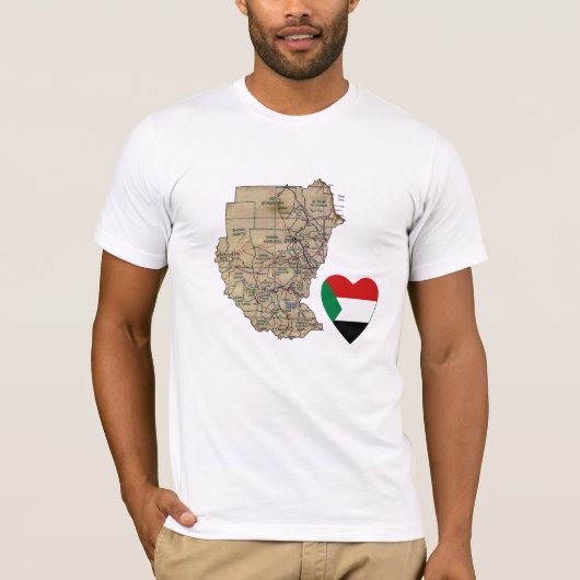 Coeur de drapeau du Soudan et T-shirt de carte (Devant)