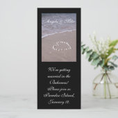 Coeur de Shell dans les invitations de sable (Debout devant)