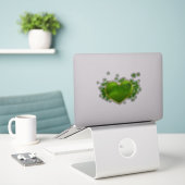 Coeur doré avec sticker Shamrock (Ordinateur portable sur le bureau)