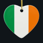 Cœur En Céramique Irlande - Ornement cardiaque du drapeau<br><div class="desc">Ornement de coeur avec le drapeau de l'Irlande.</div>