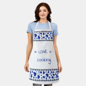 Coeur parties scintillant bleu sur tablier blanc (Porté)
