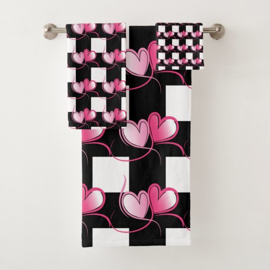 Coeur rose tendance et Motif noir plaid Tow (En situation)